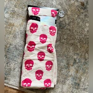 NWT RACHEL ZOE OVERSIZED FAUX FUR THROW - TIK TOK FAMOUS